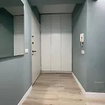 Comfort In Center *