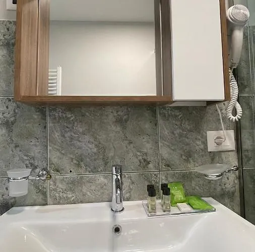 Comfort In Center