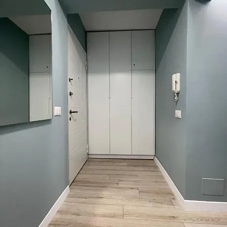 Comfort In Center *